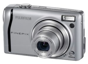 Подробнее о статье Фотоаппарат Fujifilm FinePix F40fd